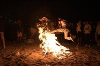 El 061 atendió a 78 personas en la noche de San Juan en Galicia por intoxicaciones, quemaduras y accidentes de tráfico