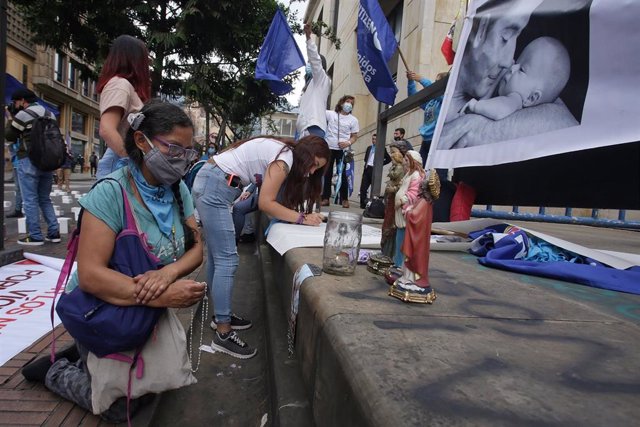 Archivo - Manifestación 'pro-vida' en Colombia