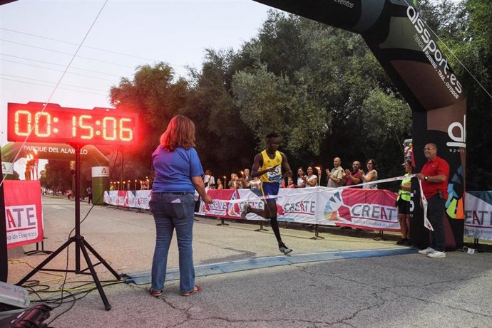 Kone Yossodjo atraviesa la meta