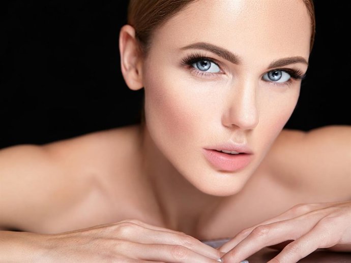 Consejos para que tus pestañas crezcan de forma natural