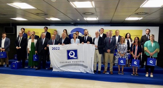 25.6.22 Nota Y Fotos Ayto Huelva (Bandera Q Playa Espigón)