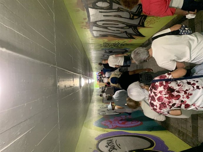 Personas durante la marcha de este sábado en Valladolid para pedir el soterramiento del ferrocarril