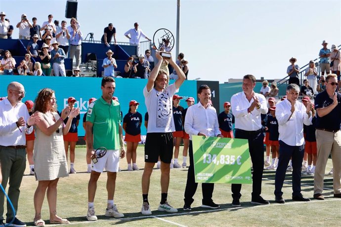 Armengol entrega los trofeos del Mallorca Championships