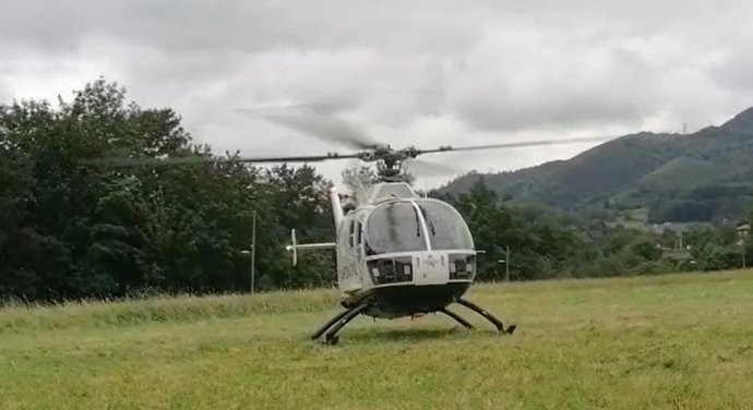 Traslado de un corredor herido en Picos de Europa mientras realizaba la UltraTrail.