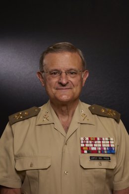 El general y director general de Política de Defensa, Fernando López del Pozo, posa para Europa Press en el Ministerio Defensa