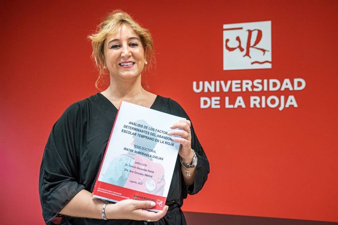 Iratxe Suberviola Ovejas ha obtenido el grado de doctora por la Universidad de La Rioja tras la defensa de su tesis titulada 'Análisis de los factores determinantes del abandono escolar temprano en La Rioja'