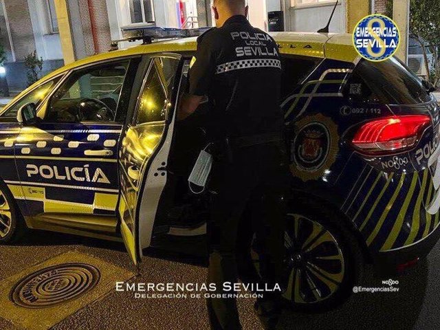 Detenido un joven en Sevilla por agredir a su pareja en presencia de su hijo de cuatro años