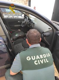 Detenido un varón con gran cantidad de antecedentes por sustraer un vehículo en Guadalajara