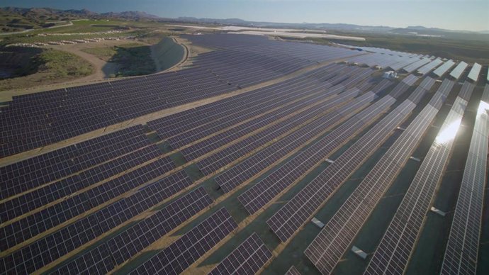 Parque solar de Cosentino.