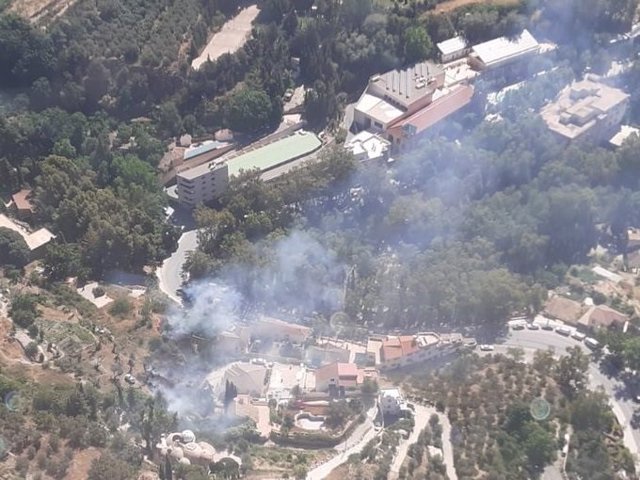 Incendio activo en el término municipal de Lanjarón (Granada).