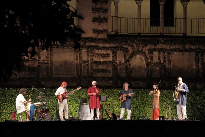 [Sevilla] Nota De Prensa Y Fotografía. Noches Jardines Del Alcázar