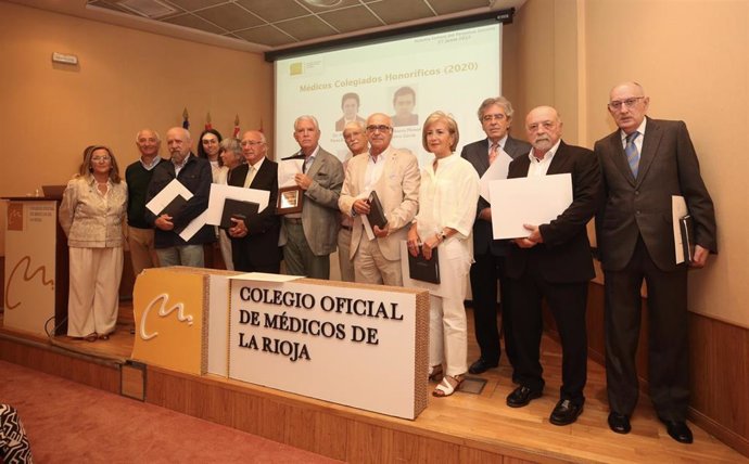 El COMLR reconoce a 106 profesionales médicos a los que no pudo homenajear en 2021 y 2020 por la pandemia