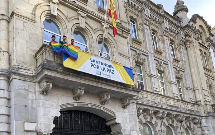 Bandera  LGTBI en el Ayuntamiento