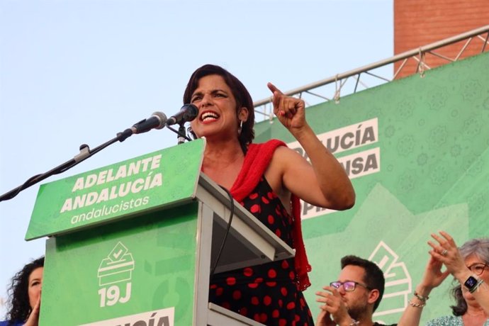 La portavoz de Adelante Andalucía, Teresa Rodríguez, en su acto de cierre de campaña, en una foto de archivo. 