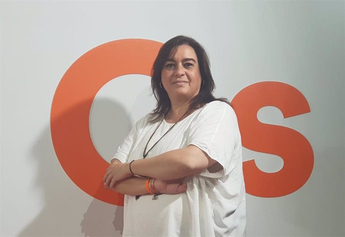 La portavoz del grupo municipal de Cs en el Ayuntamiento de Aracena, María José Peña.