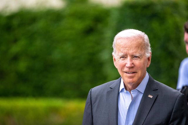 27 de junio de 2022, Baviera, Elmau: El presidente de EEUU, Joe Biden, regresa tras una pausa de la reunión con los estados de alcance al margen de la 48ª Cumbre del G7. Foto: Peter Kneffel/dpa