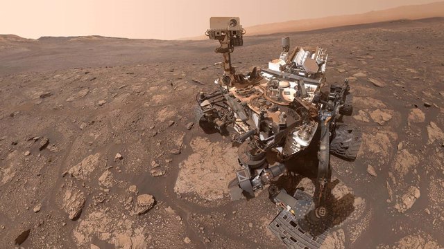 Autofoto del rover Curiosity