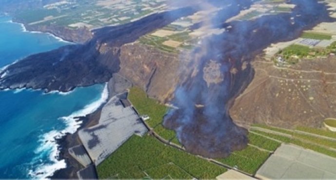 Imagen de la erupción del volcán de La Palma.