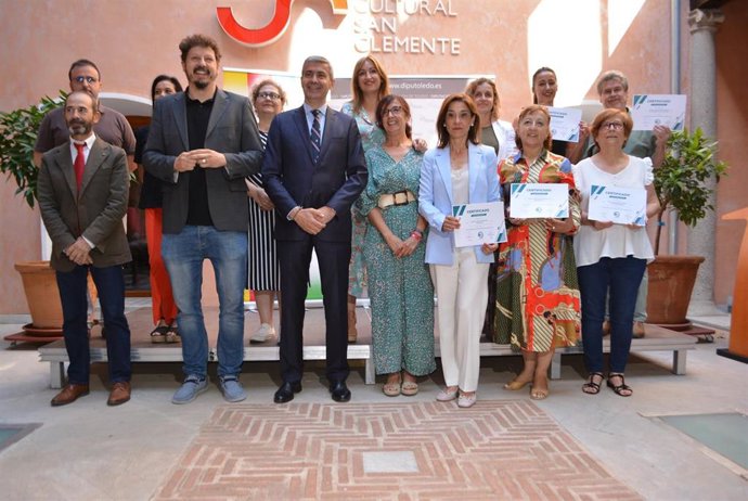 (Nota De Prensa, Cortes De Voz Y Fotografías) Presentación Red De Municipios Socialmente Responsables