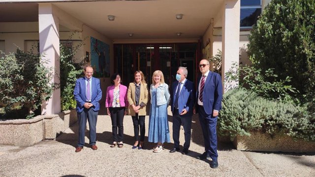 La Junta de Castilla y León recibe cerca de 10.000 peticiones para introducir la educación gratuita de 2 a 3 años.