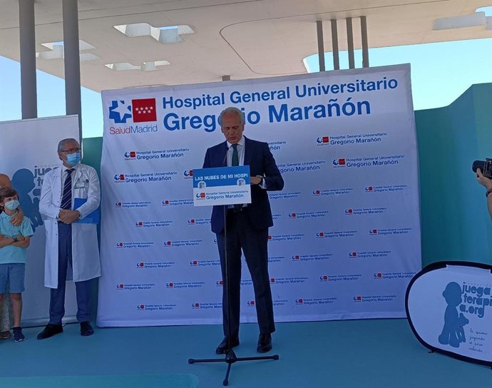 El consejero de Sanidad de la Comunidad de Madrid, Enrique Ruiz Escudero