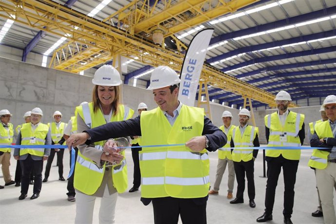 Inauguración de la nueva terminal.