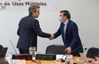 Presidente de la EMVS se salva de la reprobación y con el apoyo de Almeida, que acusa al Mixto de "falta de agallas"