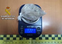 Investigados tres vecinos de O Grove a quienes 'pillaron' con 15 gramos de heroína en un control de carreteras