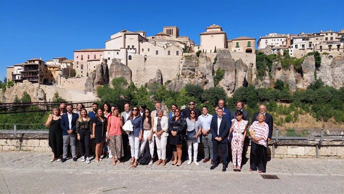 El Parador de Turismo de Cuenca alberga este martes unas jornadas de trabajo integrado entre profesionales del sector turístico.