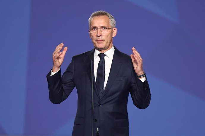 El secretario general de la OTAN, Jeans Stoltenberg, comparece tras su visita a las instalaciones de la Feria de Madrid, Ifema, donde se celebra la Cumbre de la OTAN, junto al presidente del Gobierno, a 28 de junio de 2022, en Madrid (España).