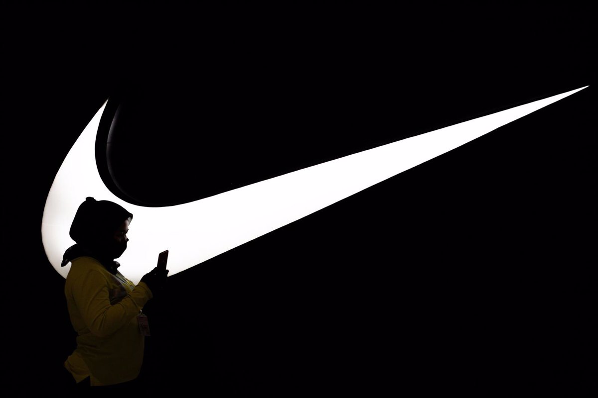 Nike 5.714 millones en año fiscal, un 6% más
