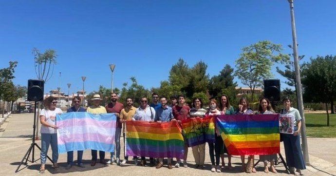 El PSOE y Juventudes Socialistas de Huelva han leído un manifiesto con motivo de la conmemoración el 28 de junio del Día Internacional del Orgullo Lgtbi+ .