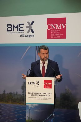 El presidente de la CNMV, Rodrigo Buenaventura, interviene durante la jornada Oportunidades del mercado de valores para las empresas del País Vasco en la Bolsa de Bilbao, a 28 de junio de 2022, en Bilbao, Euskadi (España).