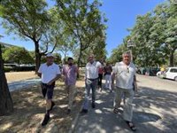 Sanz reclama medidas ante un solar "abandonado" de Ciudad Jardín y promete dar uso a las parcelas vacías de Sevilla