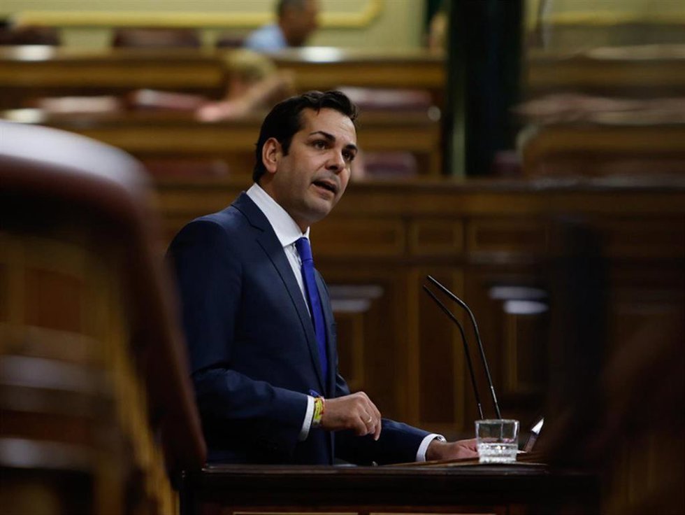 Juan Diego Requena, del Grupo Popular, defienda la toma en consideración de la Proposición de Ley del Hidrógeno