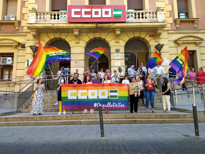 CCOO pide reconocer la LGTBIfobia como riesgo psicosocial y medidas de discriminación positiva en negociación colectiva