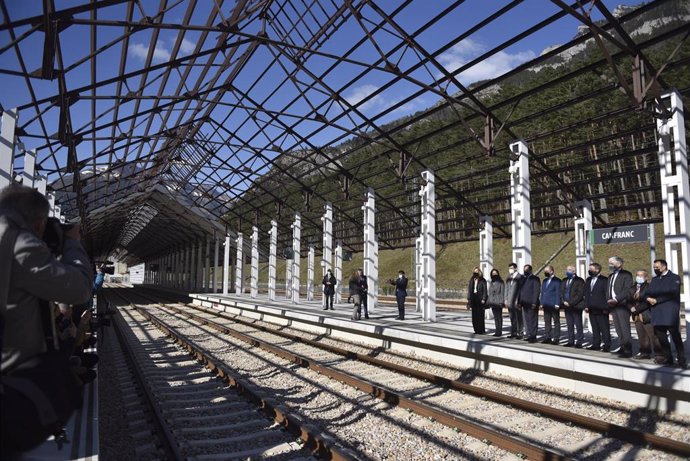 Archivo - La nueva estación de ferrocarril de Canfranc, a 15 de abril de 2021, en Canfranc, Huesca, Aragón