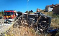 Heridas seis personas en el vuelco de una furgoneta en Pesquera de Duero (Valladolid)