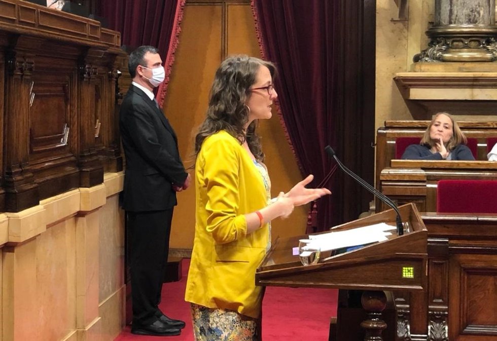 La consellera de Igualdad y Feminismos de la Generalitat, Tnia Verge, en el Parlament