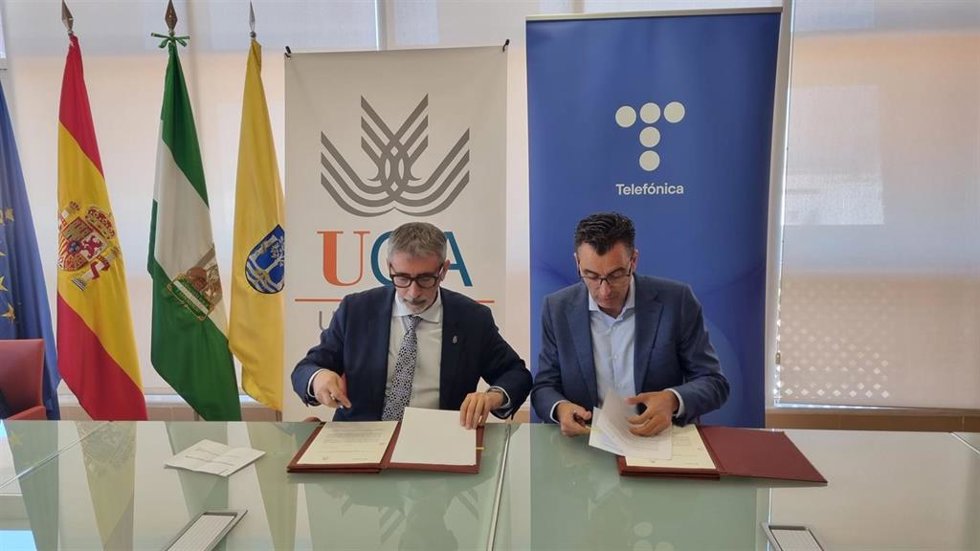 La Universidad De Cádiz Y Telefónica España Crean La Cátedra 'Economía Azul Y Puertos Inteligentes'
