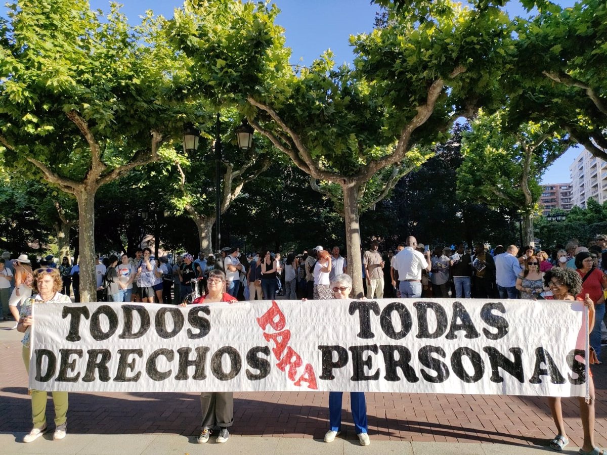 Plataforma  Bienvenidxos Refugiadxos La Rioja  pide  depurar responsabilidades  por las muertes en la valla de Melilla