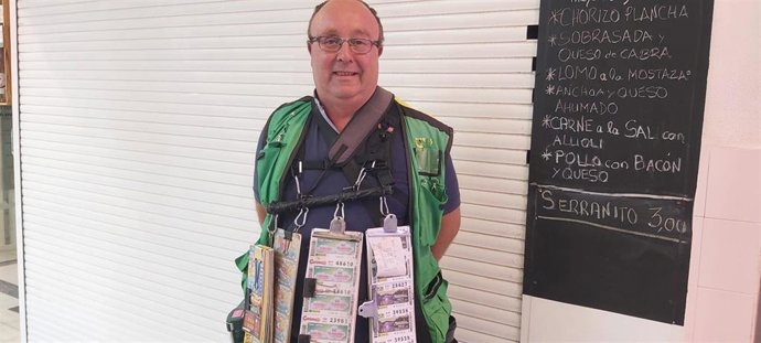 Miguel Ángel Coto, vendedor de la ONCE en Cádiz.