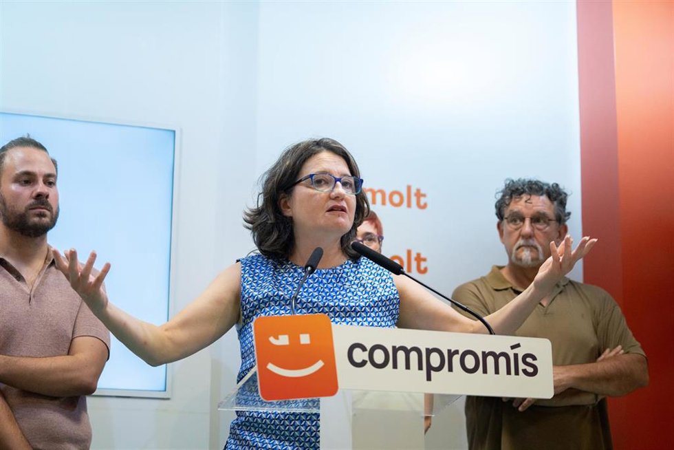 La exvicepresidenta de la Generalitat valenciana y portavoz del Consell, Mónica Oltra, en la comparecencia para anunciar su dimisión.