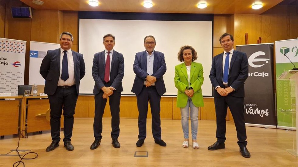 Jornada sobre las ayudas a la rehabilitación de viviendas en Ibercaja