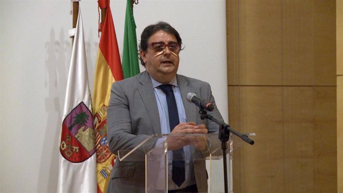Imagen de archivo del vicepresidente segundo de la Junta y consejero de Sanidad, José María Vergeles