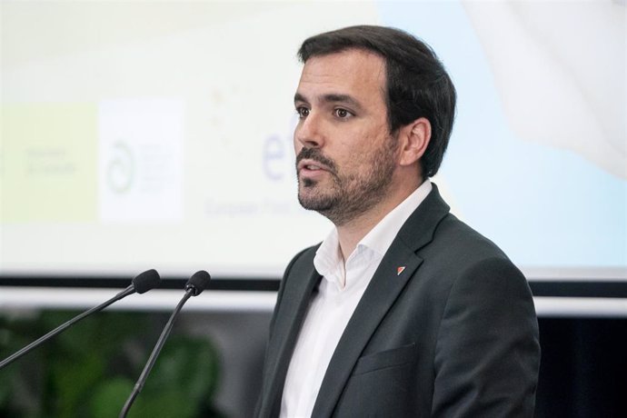 El ministro de Consumo, Alberto Garzón, interviene en el evento de lanzamiento de una campaña de EFSA, en la Sala Valle-Inclán del Círculo de Bellas Artes, a 7 de junio de 2022, en Madrid (España). 