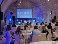 Armengol apuesta por la formación y los fondos europeos para potenciar la digitalización en Baleares