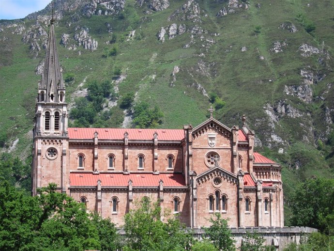 Archivo - Basílica de Covadonga.