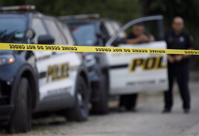 Cordón de la policía en San Antonio, Texas, tras la muerte de 51 migrantes asfixiados dentro de un camión