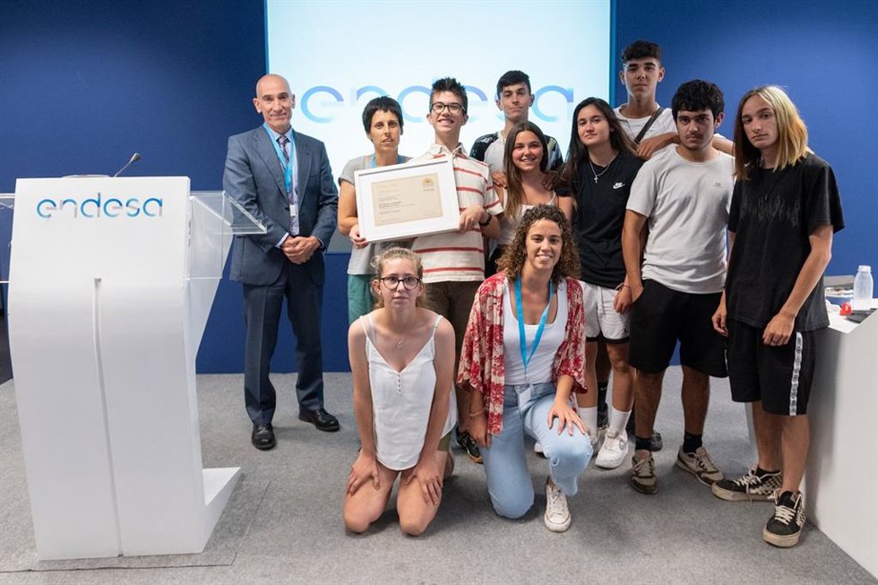 El IES Pasqual Calbó i Caldés de Mahón, reconocido en los Premios a la Ecoinnovación de la Fundación Endesa.